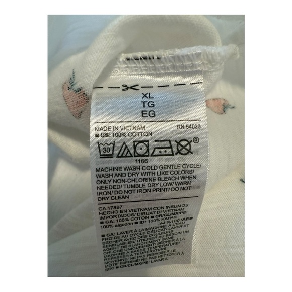 Old Navy EveryWear Strawberry Print Slub-Knit T-Shirt - Size XL - Picture 6 of 10